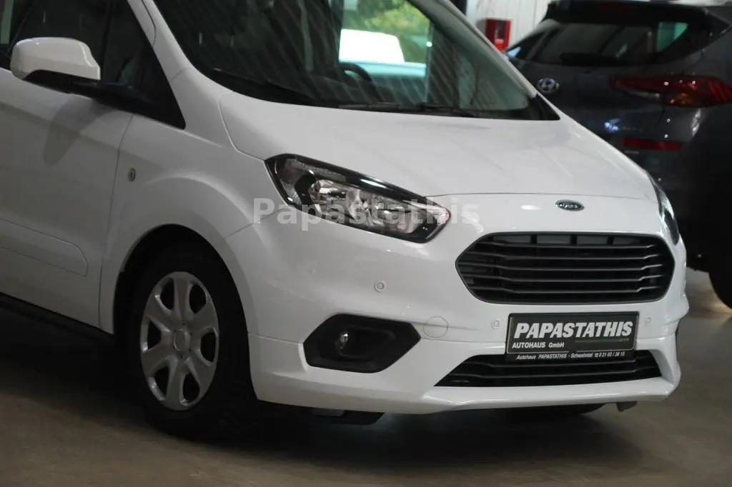 Photo 1 : Ford Tourneo 2020 Diesel