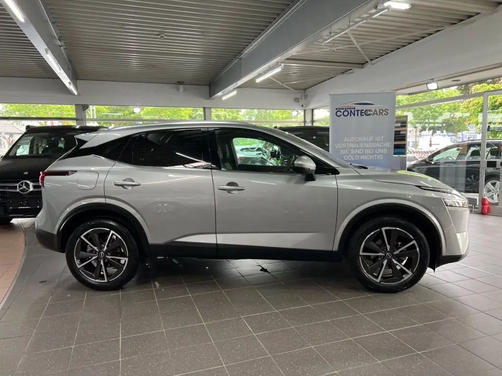 Photo 1 : Nissan Qashqai 2023 Essence