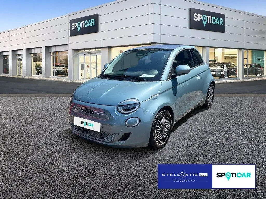 Photo 1 : Fiat 500 2021 Non renseigné