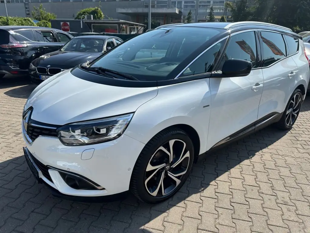 Photo 1 : Renault Grand Scenic 2019 Essence