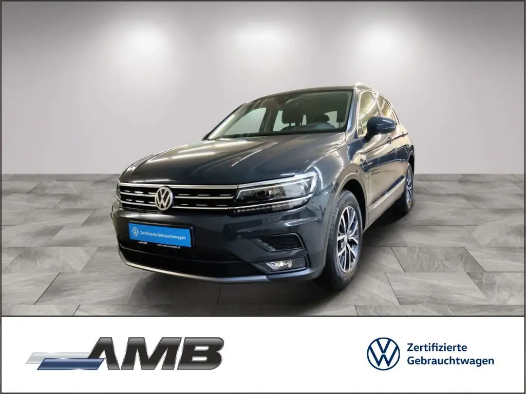 Photo 1 : Volkswagen Tiguan 2020 Essence