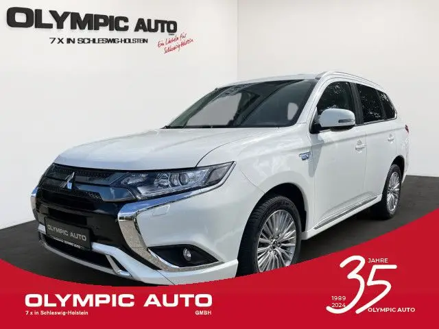 Photo 1 : Mitsubishi Outlander 2021 Hybride