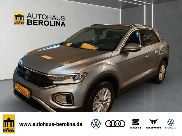 Photo 1 : Volkswagen T-roc 2023 Essence