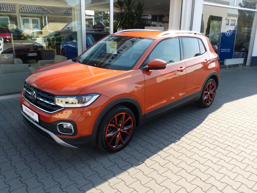 Photo 1 : Volkswagen T-cross 2021 Essence