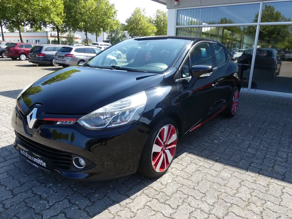 Photo 1 : Renault Clio 2015 Petrol