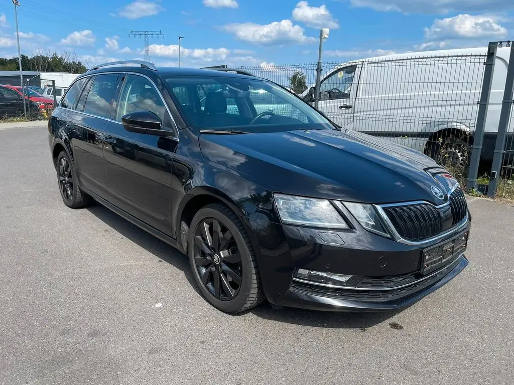 Photo 1 : Skoda Octavia 2019 Diesel