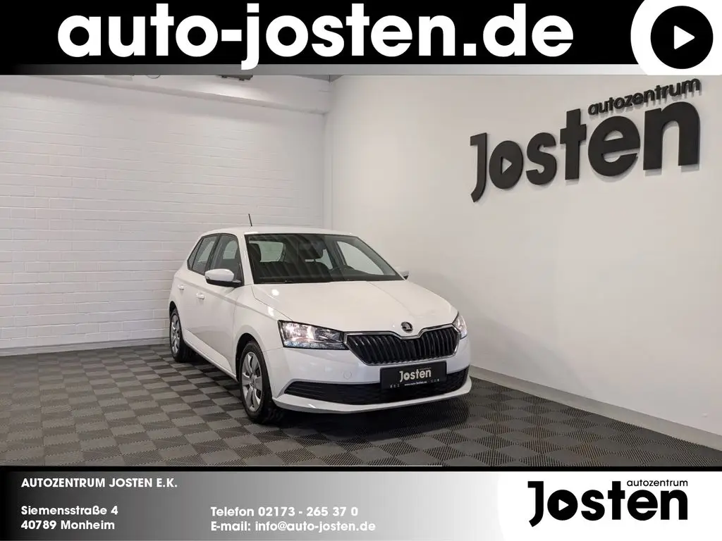 Photo 1 : Skoda Fabia 2021 Petrol