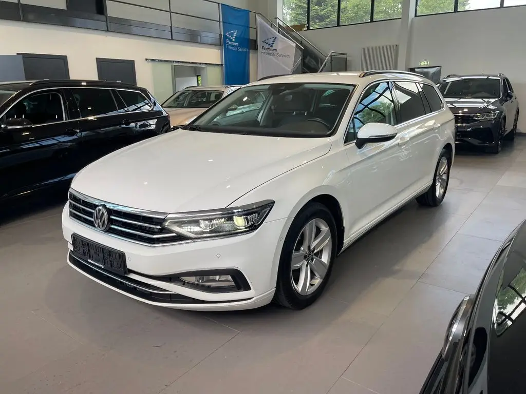 Photo 1 : Volkswagen Passat 2020 Diesel