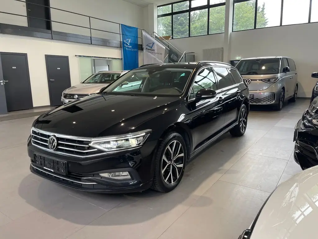 Photo 1 : Volkswagen Passat 2021 Diesel