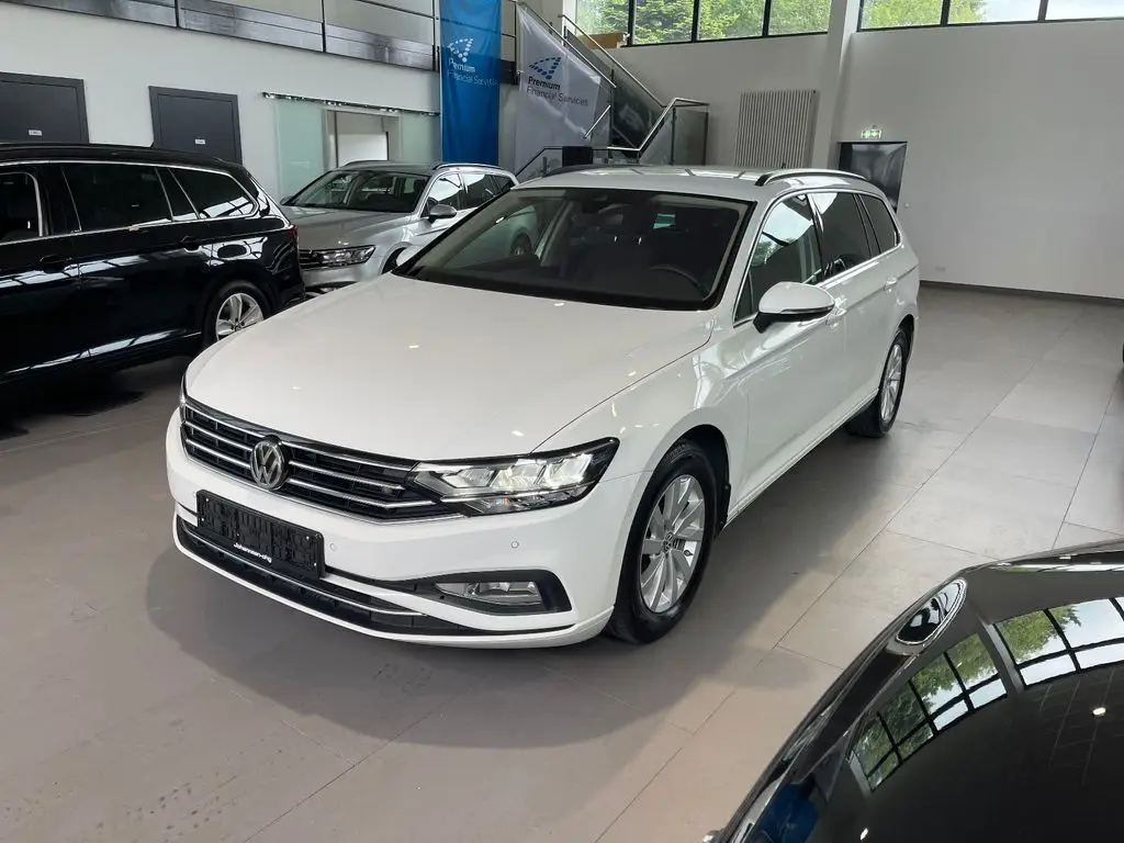 Photo 1 : Volkswagen Passat 2020 Diesel