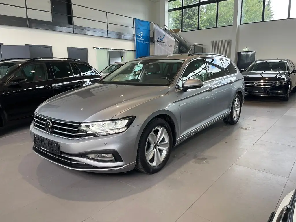 Photo 1 : Volkswagen Passat 2021 Diesel