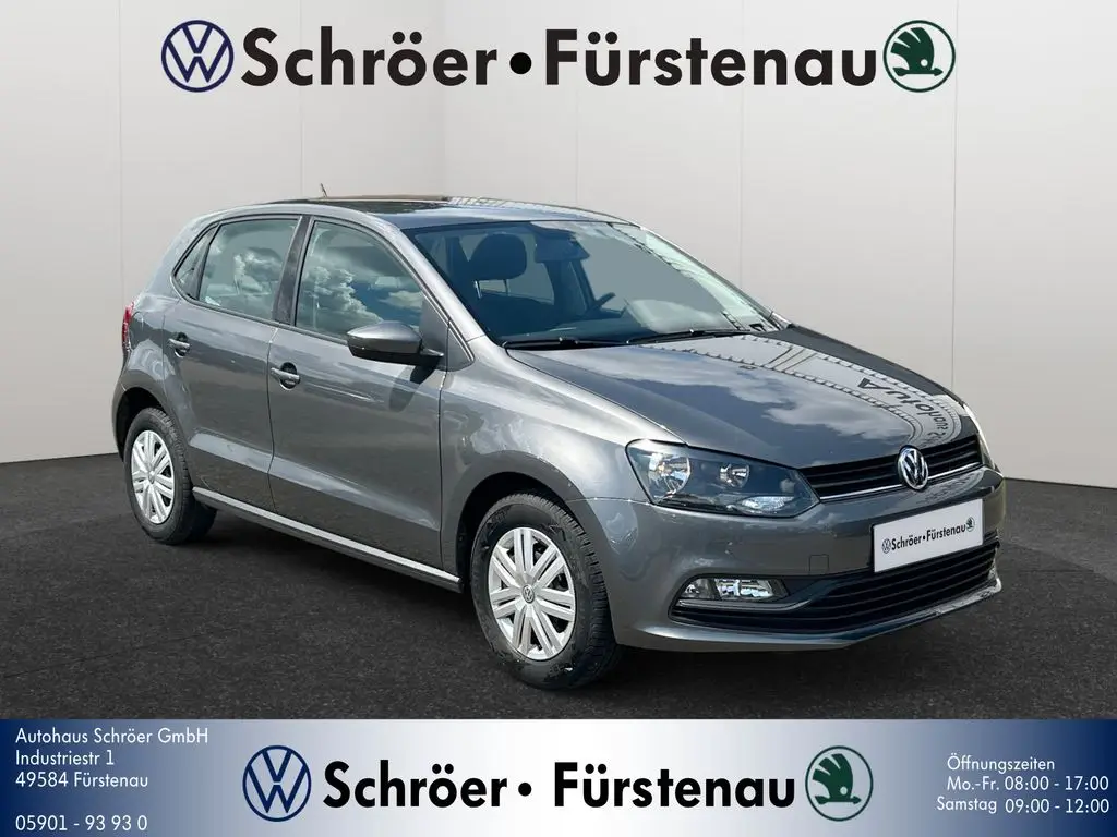 Photo 1 : Volkswagen Polo 2017 Petrol