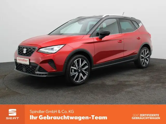 Photo 1 : Seat Arona 2024 Essence