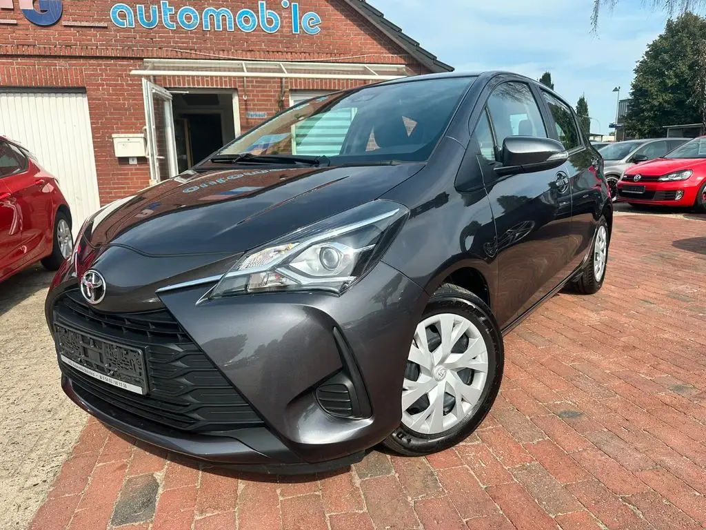 Photo 1 : Toyota Yaris 2020 Petrol