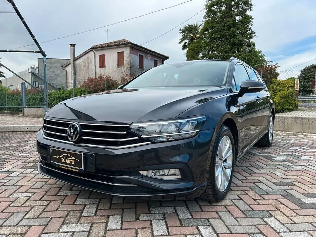 Photo 1 : Volkswagen Passat 2019 Diesel