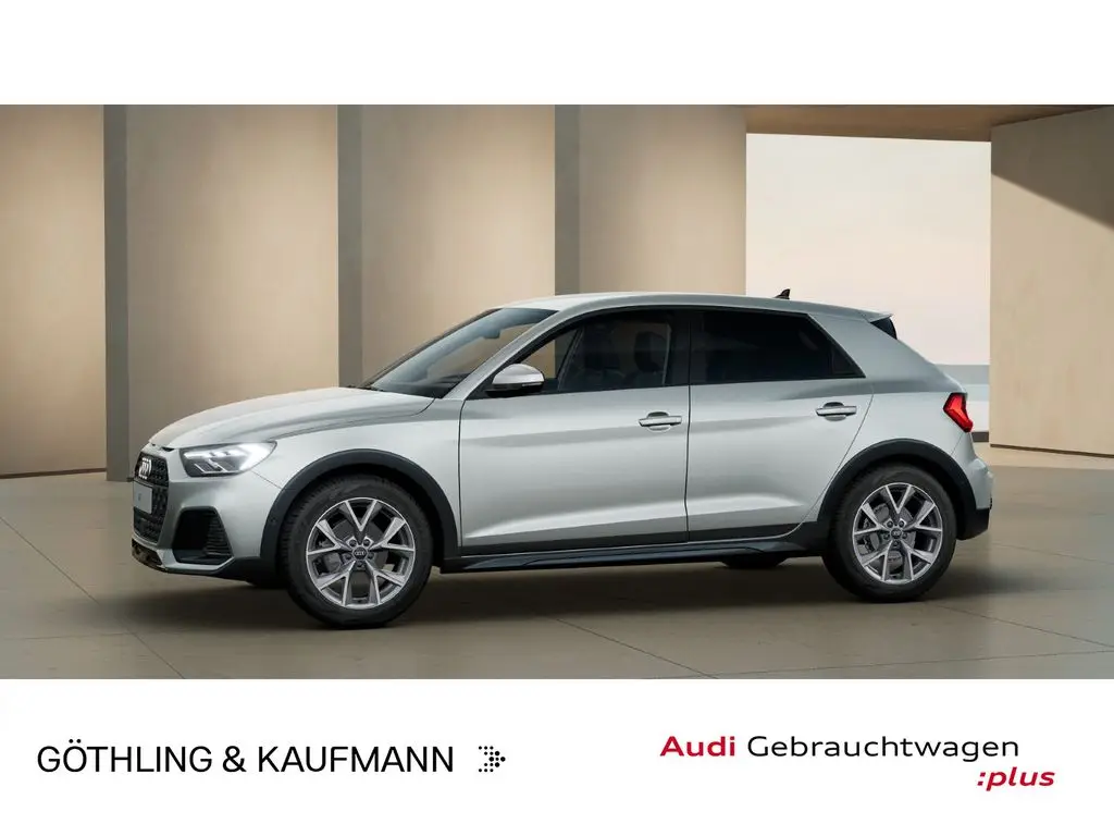 Photo 1 : Audi A1 2023 Petrol