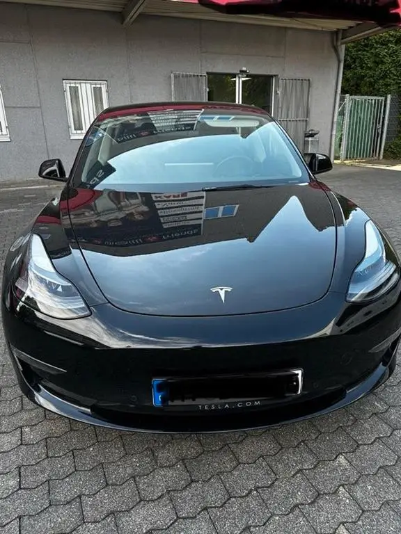 Photo 1 : Tesla Model 3 2022 Non renseigné