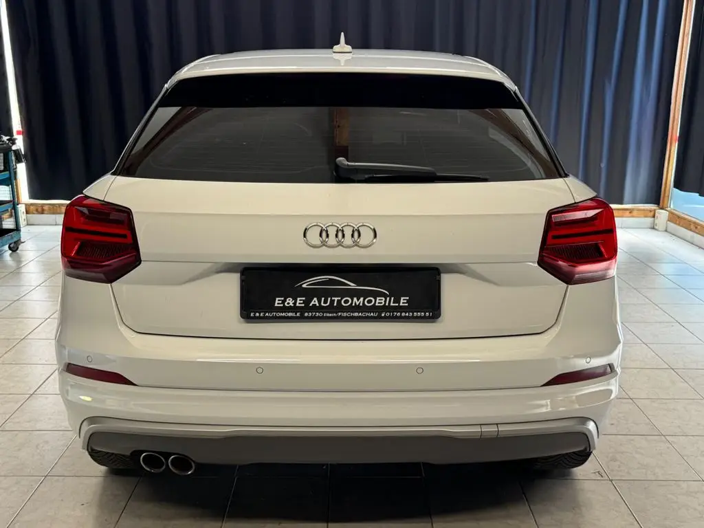 Photo 1 : Audi Q2 2016 Diesel