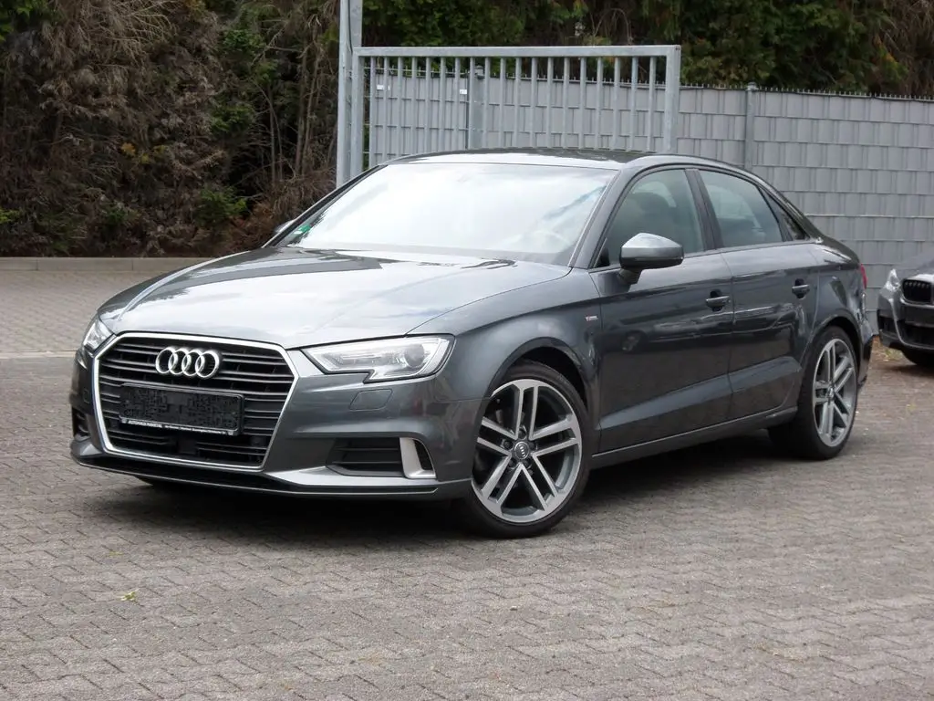 Photo 1 : Audi A3 2017 Diesel