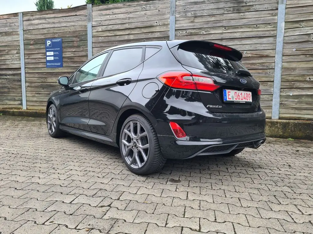 Photo 1 : Ford Fiesta 2023 Petrol