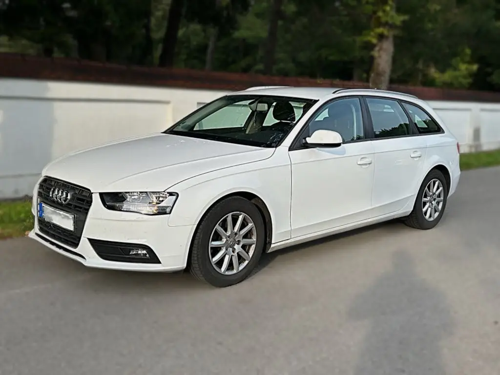 Photo 1 : Audi A4 2014 Diesel