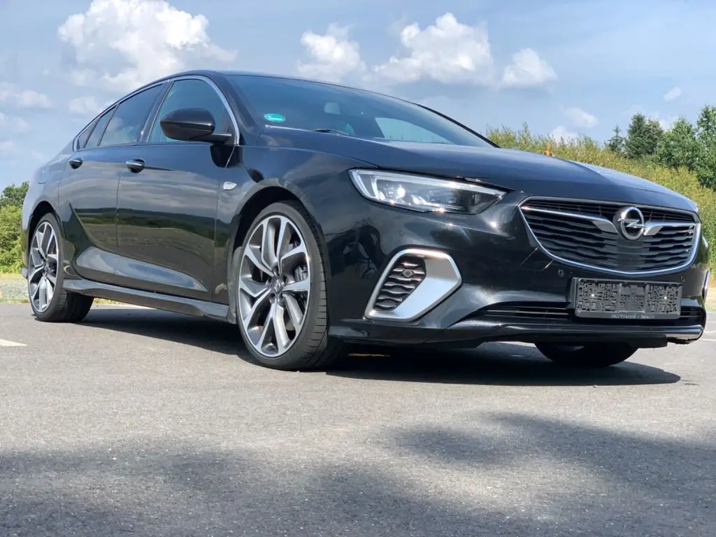 Photo 1 : Opel Insignia 2018 Diesel