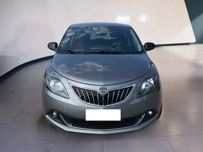 Photo 1 : Lancia Ypsilon 2023 Hybride