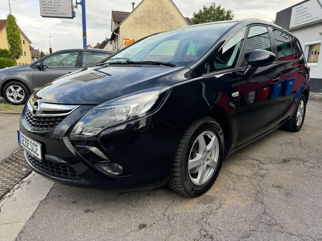 Photo 1 : Opel Zafira 2015 Essence