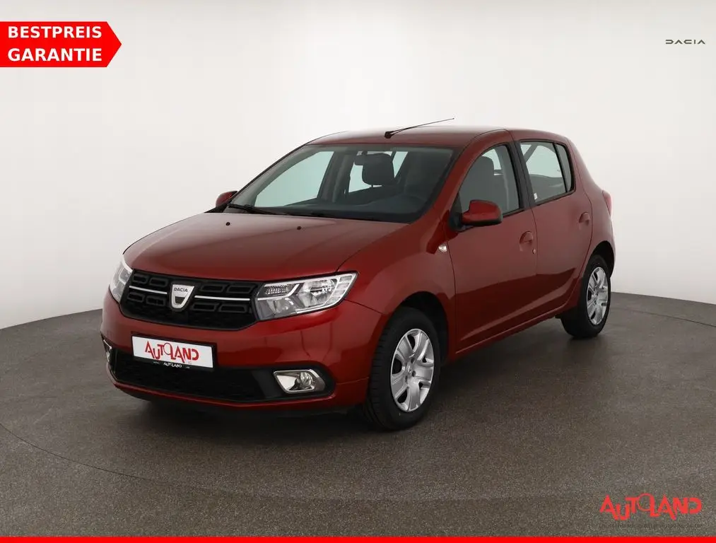 Photo 1 : Dacia Sandero 2019 Petrol