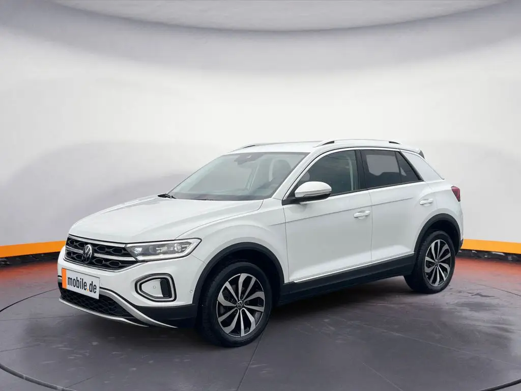 Photo 1 : Volkswagen T-roc 2023 Essence