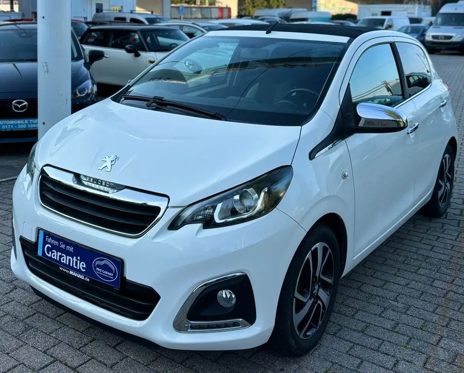 Photo 1 : Peugeot 108 2017 Petrol