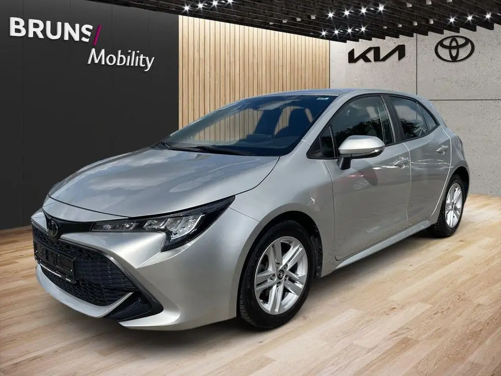 Photo 1 : Toyota Corolla 2019 Essence