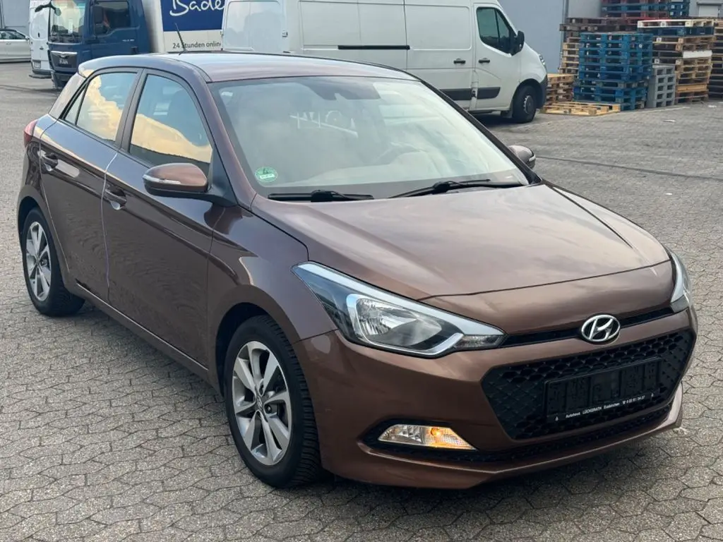 Photo 1 : Hyundai I20 2015 Petrol