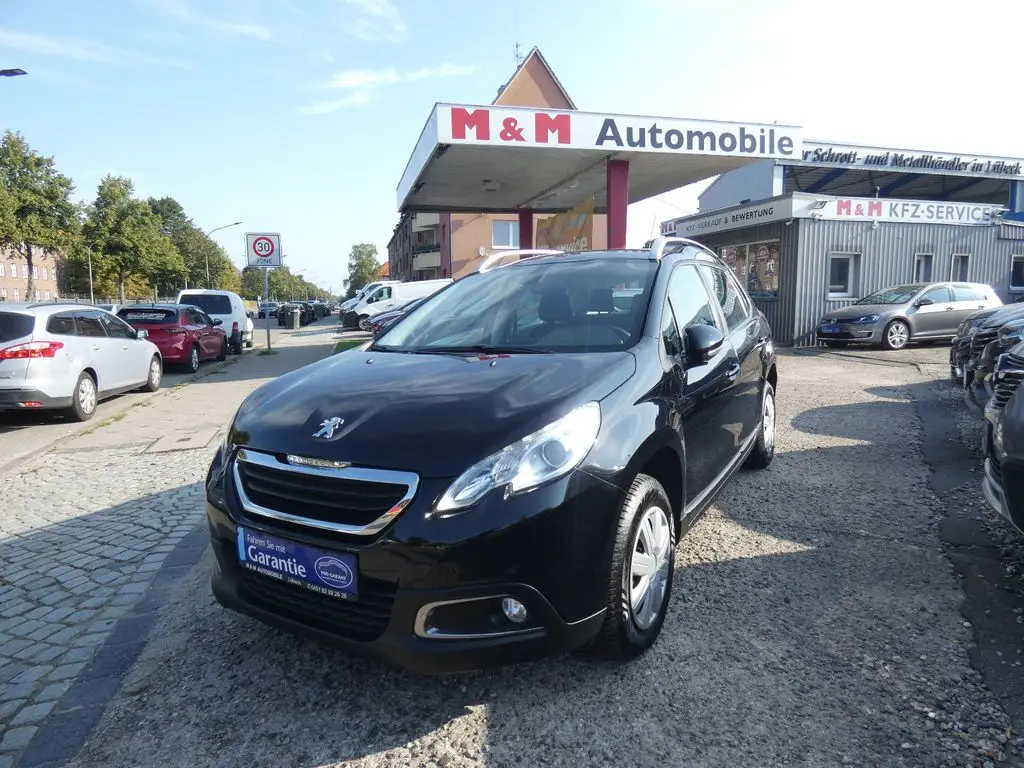 Photo 1 : Peugeot 2008 2015 Petrol