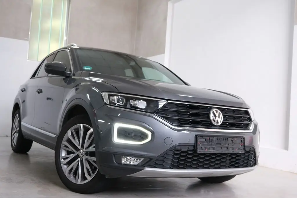 Photo 1 : Volkswagen T-roc 2019 Petrol