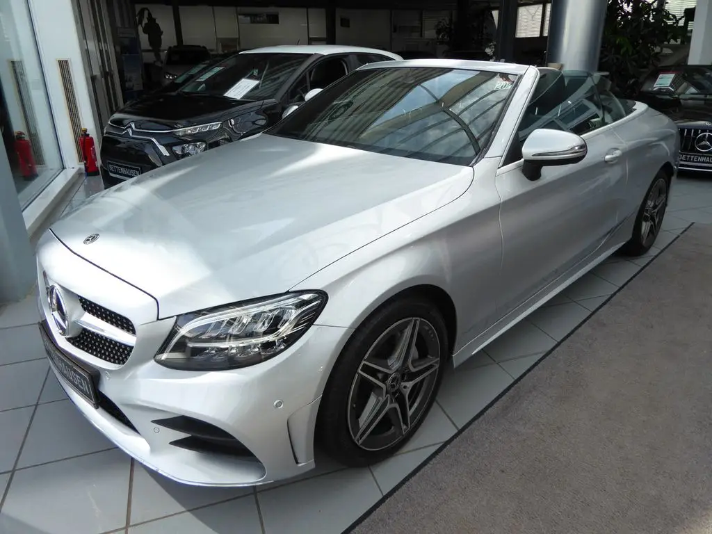 Photo 1 : Mercedes-benz Classe C 2019 Petrol