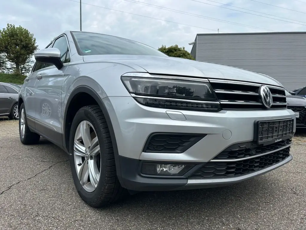 Photo 1 : Volkswagen Tiguan 2019 Diesel