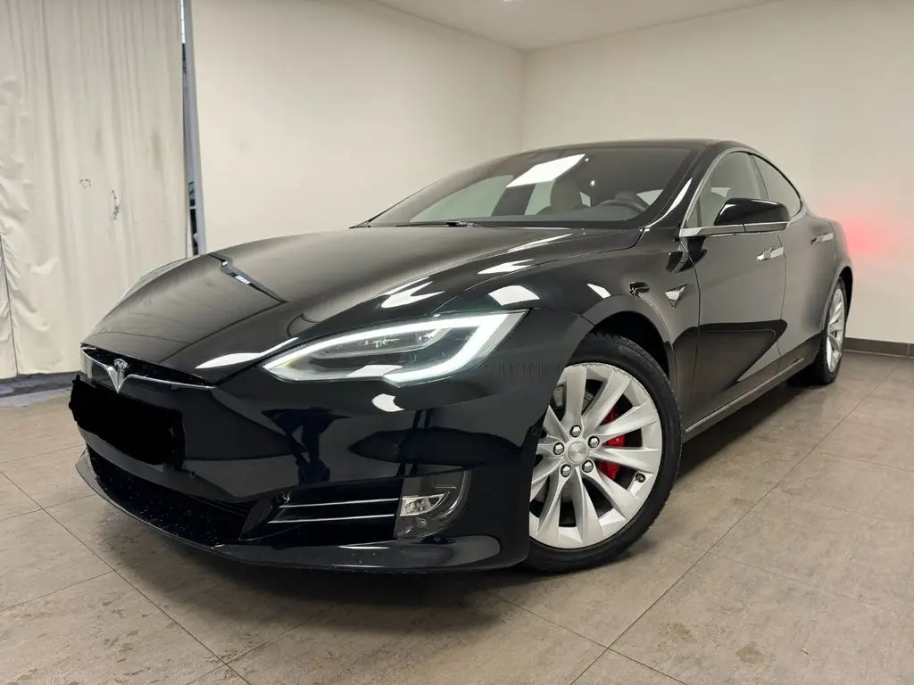 Photo 1 : Tesla Model S 2020 Non renseigné