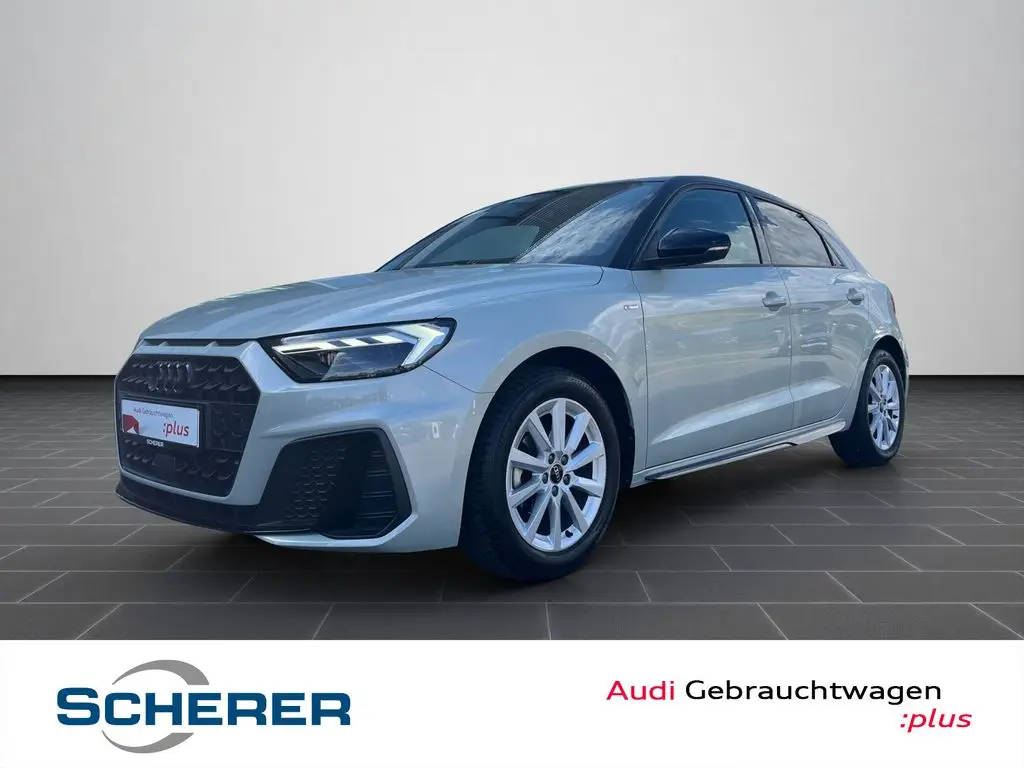 Photo 1 : Audi A1 2023 Petrol