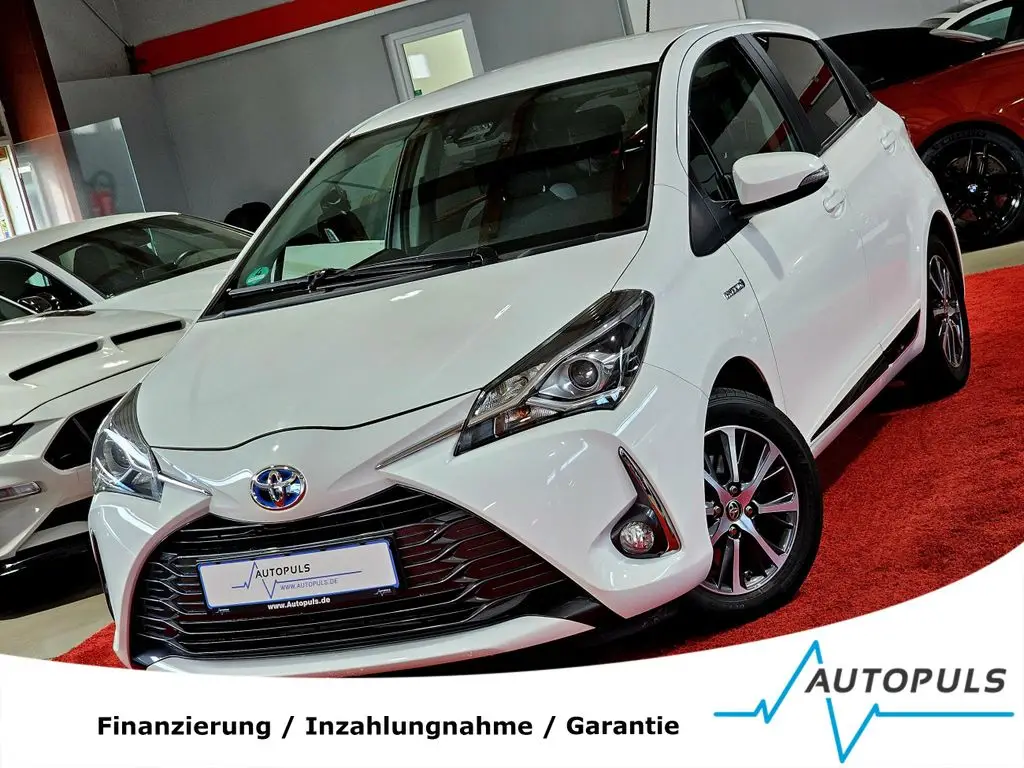 Photo 1 : Toyota Yaris 2020 Hybrid