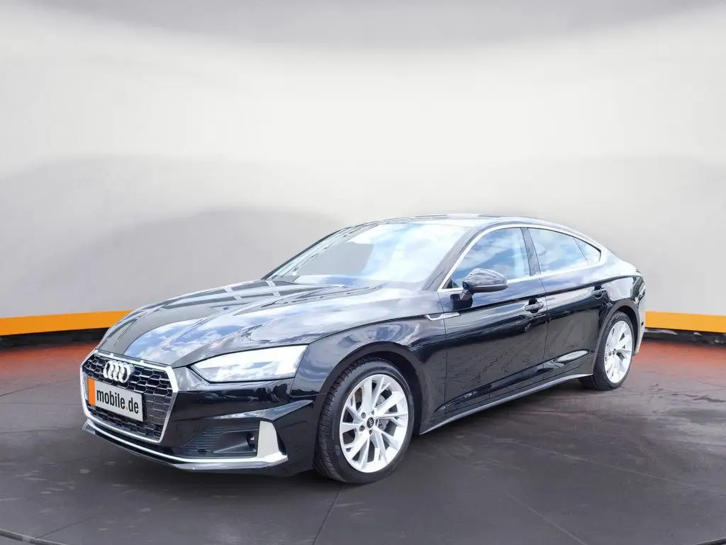 Photo 1 : Audi A5 2023 Essence