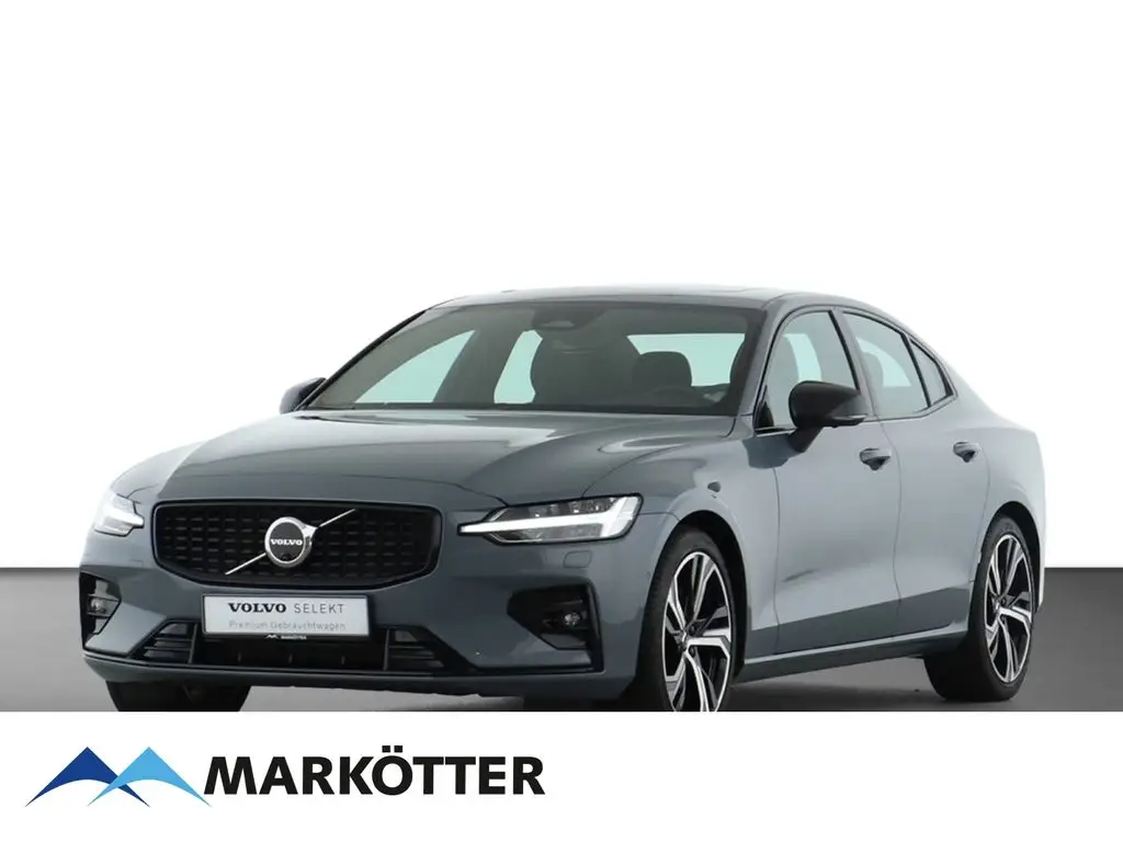 Photo 1 : Volvo S60 2023 Essence