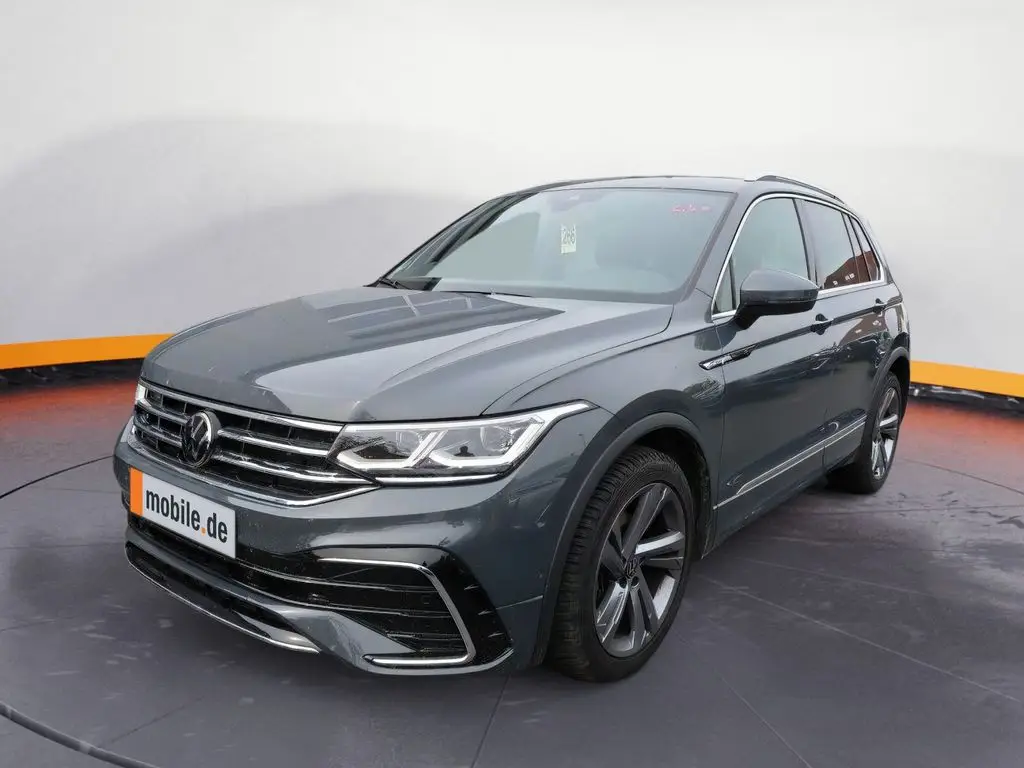 Photo 1 : Volkswagen Tiguan 2023 Essence