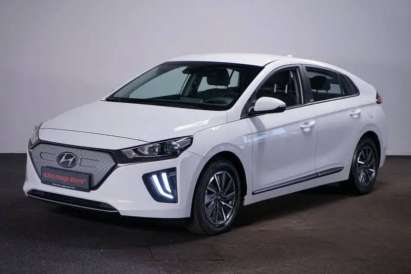 Photo 1 : Hyundai Ioniq 2021 Non renseigné