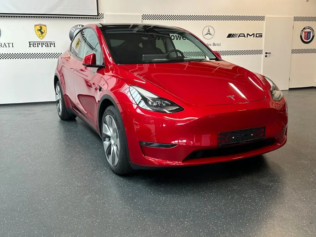 Photo 1 : Tesla Model Y 2021 Non renseigné