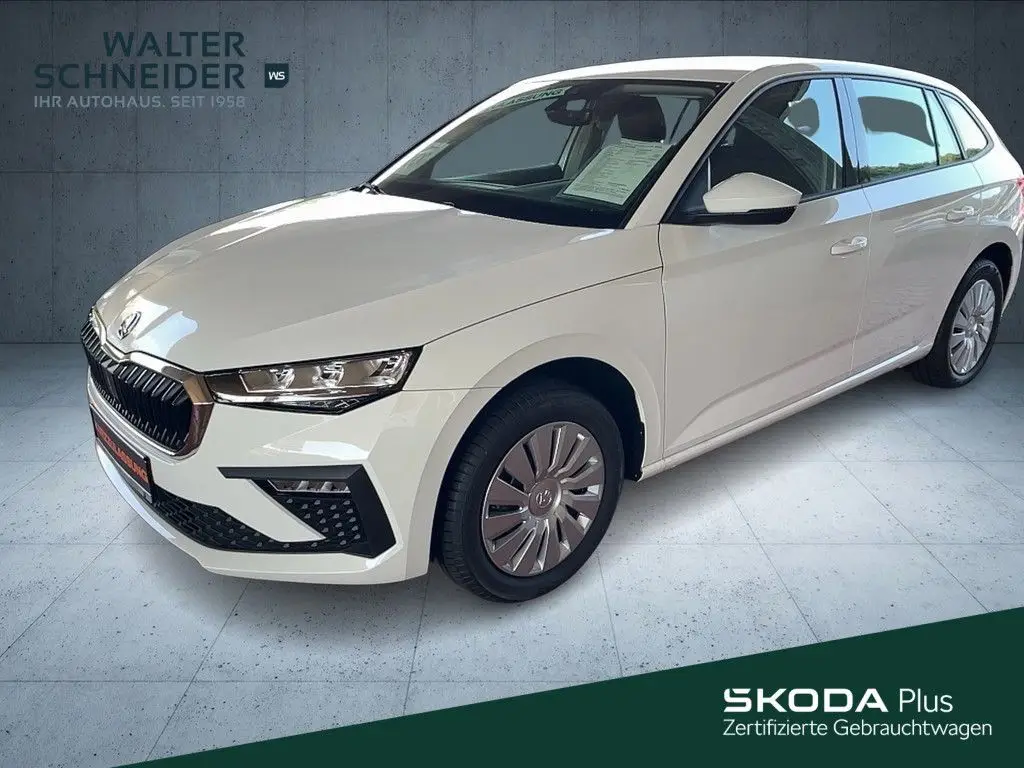 Photo 1 : Skoda Scala 2024 Petrol