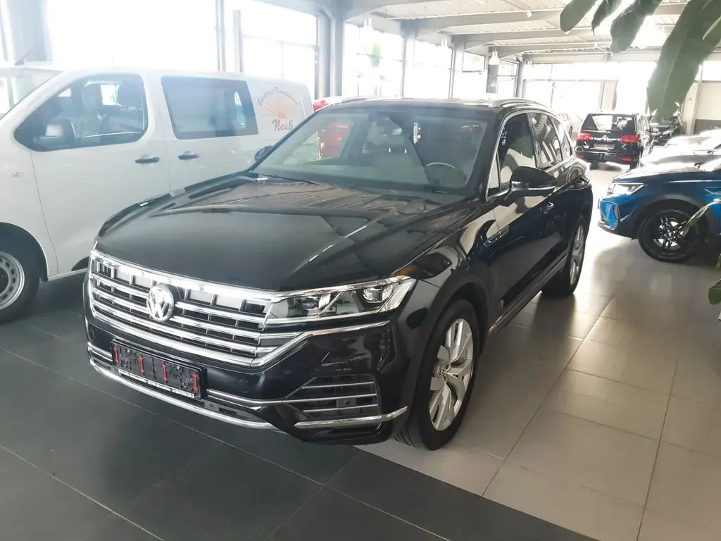 Photo 1 : Volkswagen Touareg 2020 Diesel