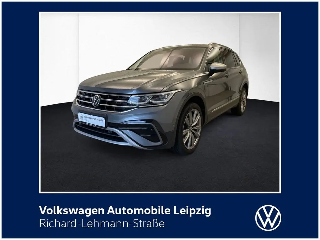 Photo 1 : Volkswagen Tiguan 2023 Petrol