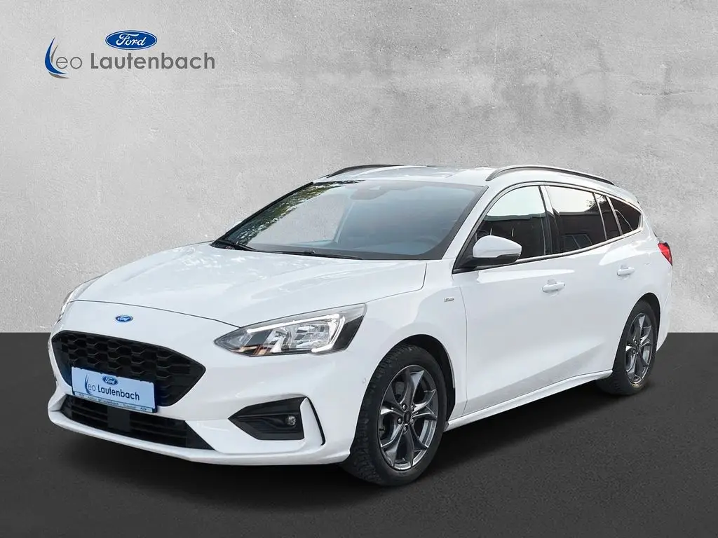 Photo 1 : Ford Focus 2020 Petrol