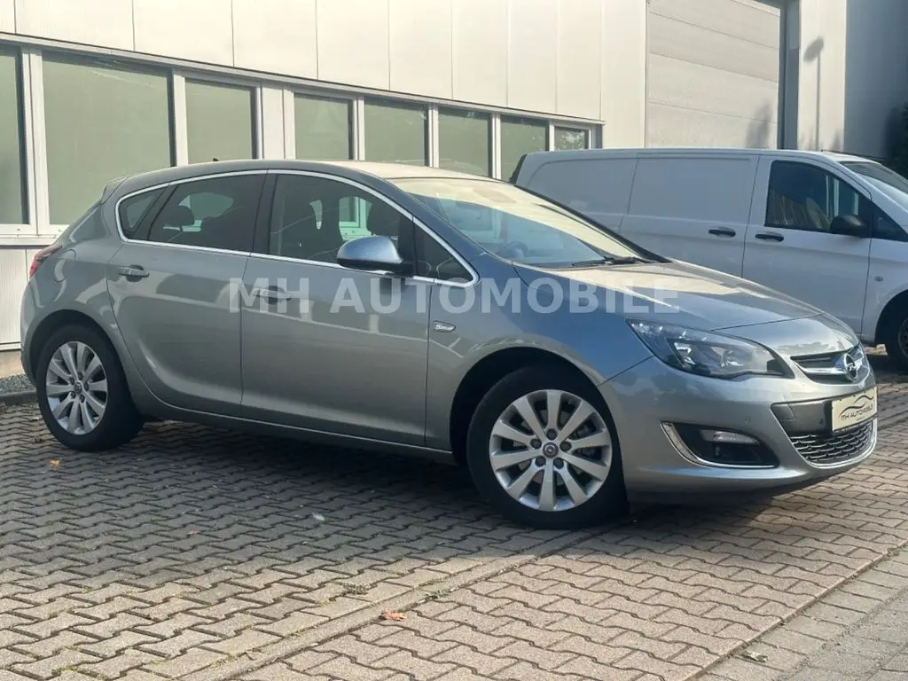 Photo 1 : Opel Astra 2015 Diesel